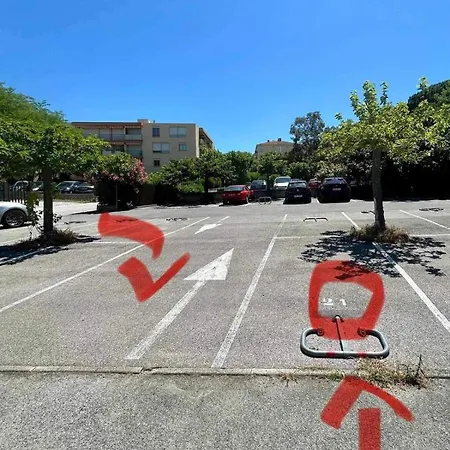 Heraclee Apartment *